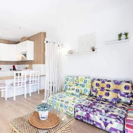 Sunrise In Paradise 아파트 아데제